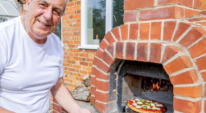 Photo of 5 Bed in Swanton Morley