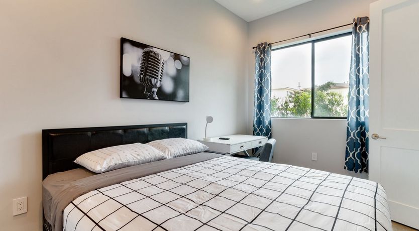 Photo of Lafayette Views