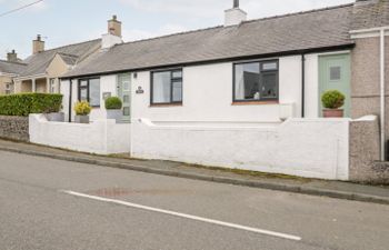 40 Llaneilian Road Holiday Cottage