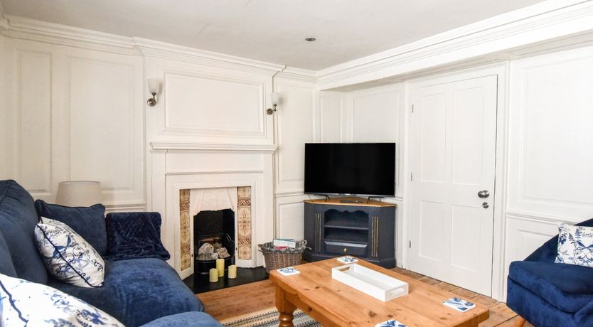 Photo of The Little Rose