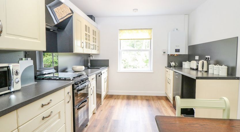 Photo of Walnut Shade