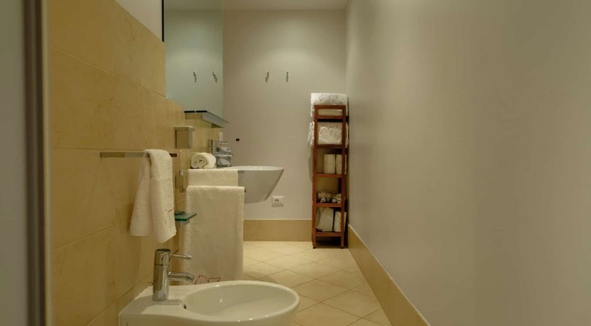 Photo of Rialto Reverie