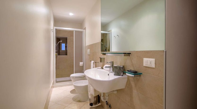 Photo of Rialto Reverie