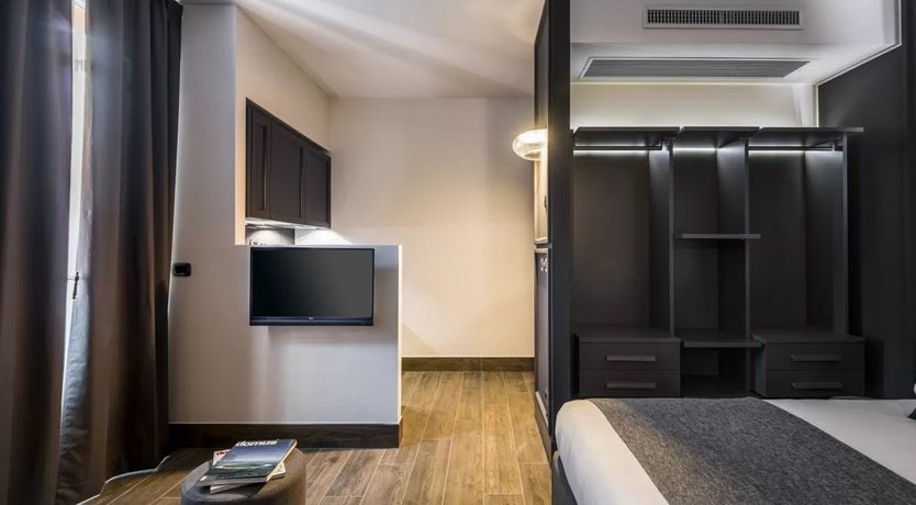 Photo of Two Towers XXXV