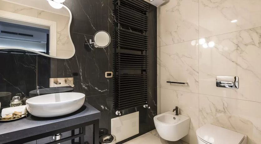 Photo of Two Towers XXXV