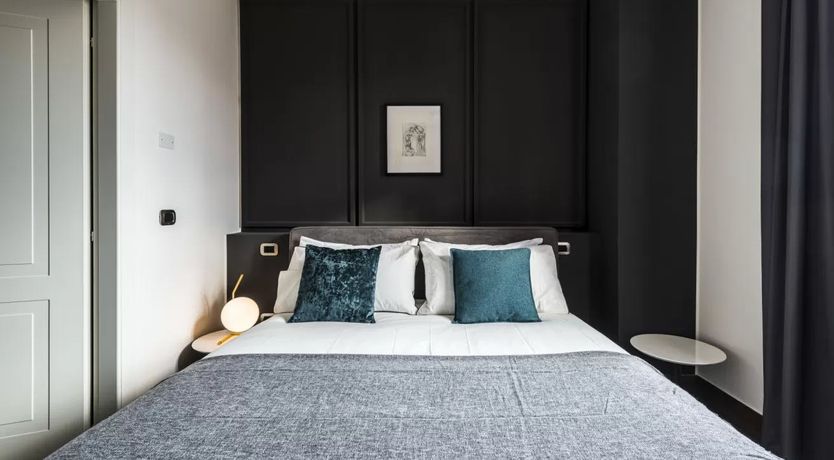 Photo of Two Towers XXXV