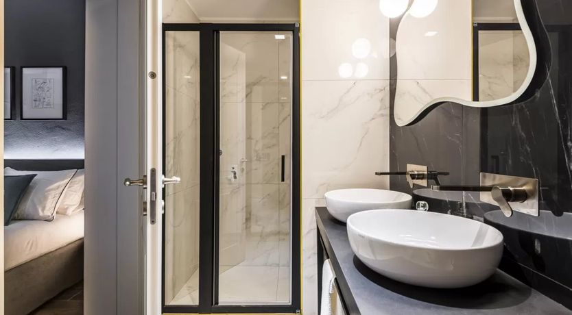 Photo of Two Towers XXXV