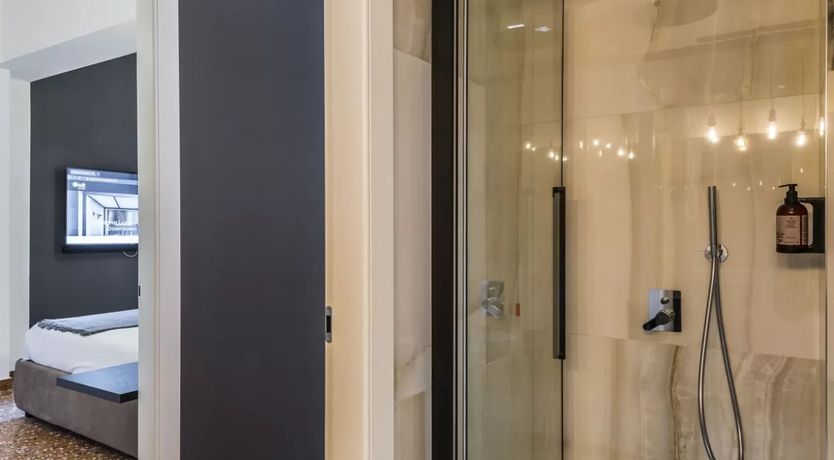 Photo of Leva's Lamp XI