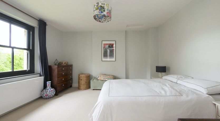 Photo of Montague Manor