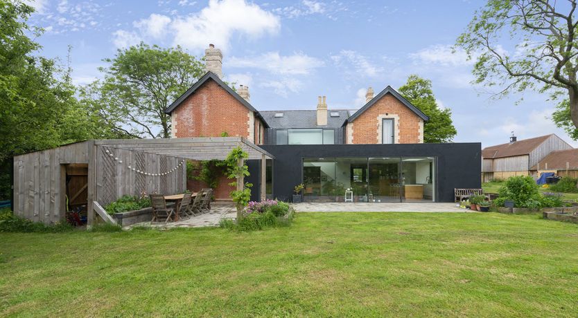 Photo of Montague Manor