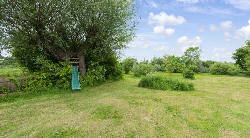 Photo of Montague Manor