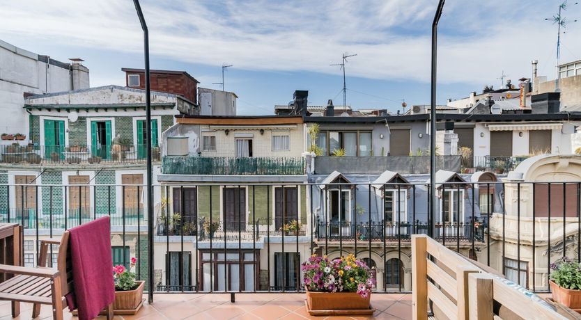 Photo of Hold Your Head High