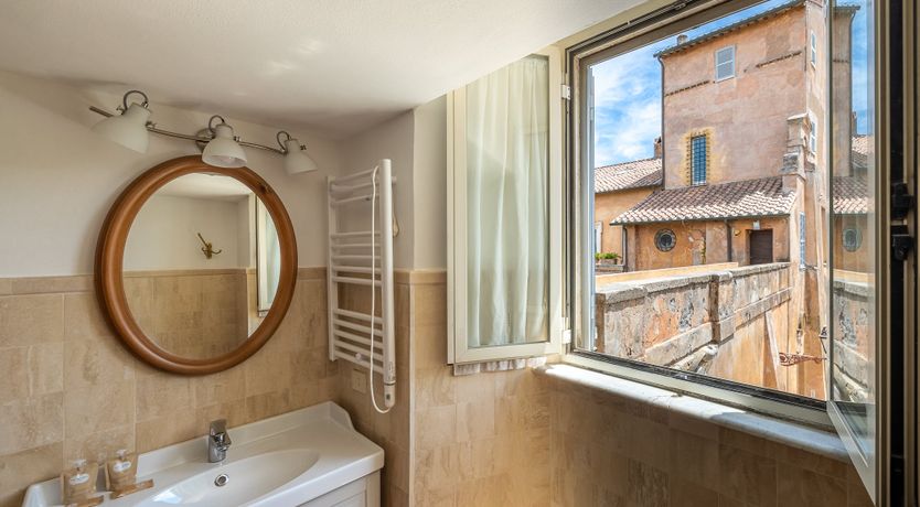 Photo of The Duke of Tiber