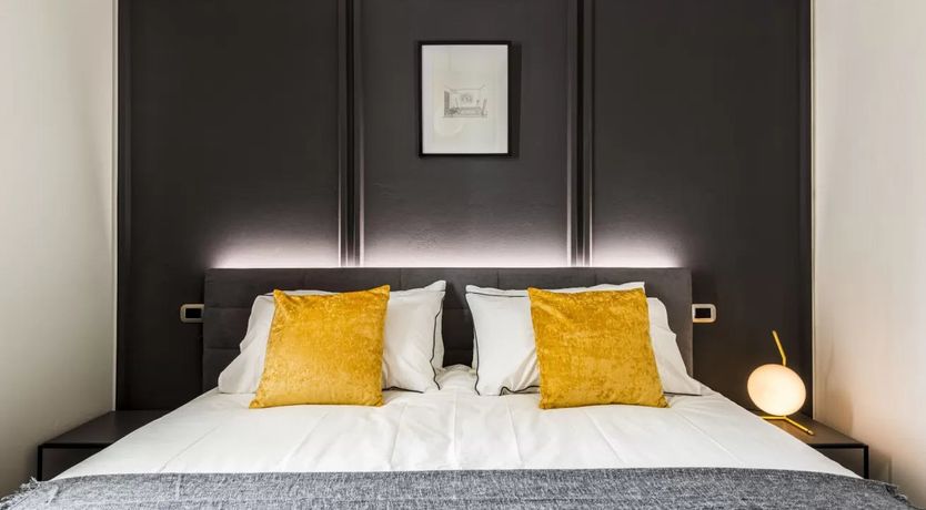 Photo of Two Towers XXXI