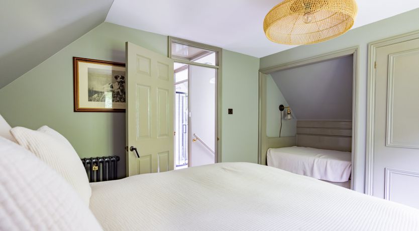 Photo of The Song Bird