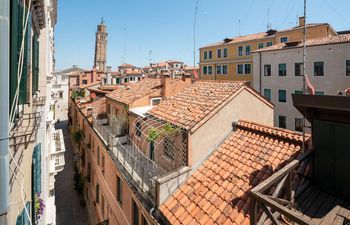 A Taste Of Venice Apartment