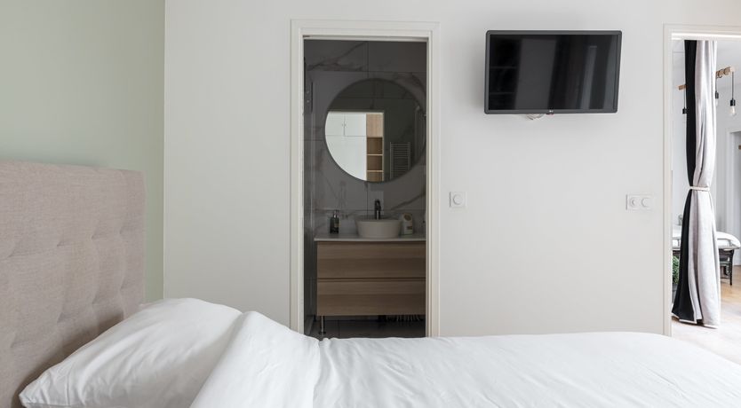 Photo of Stroll the Seine