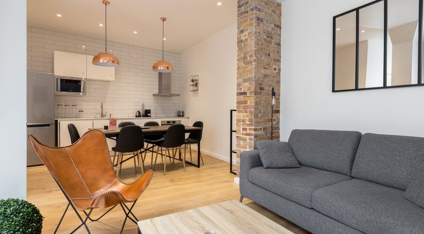 Photo of Stroll the Seine