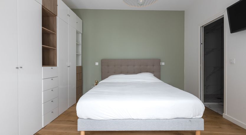 Photo of Stroll the Seine