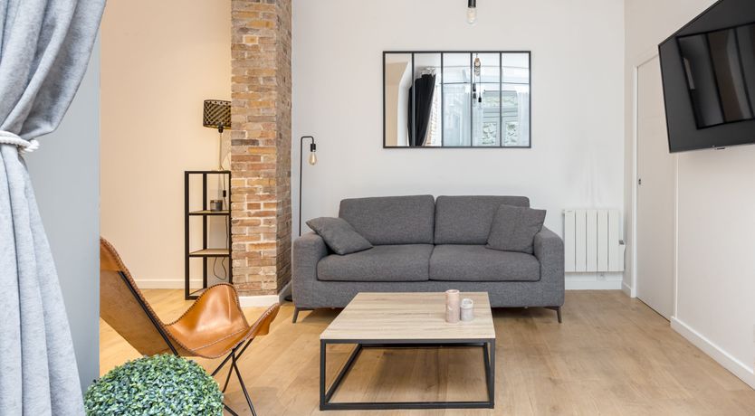 Photo of Stroll the Seine