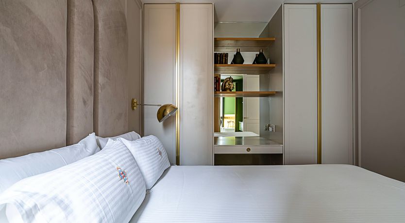 Photo of La Modernista