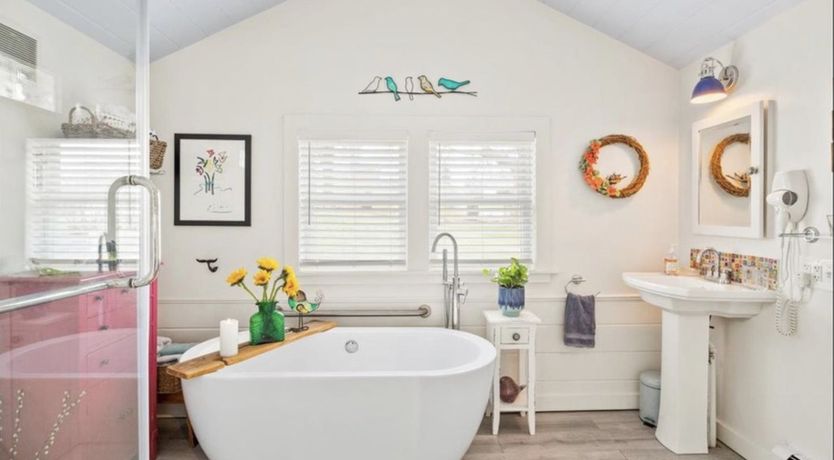 Photo of Swinging by the Lake