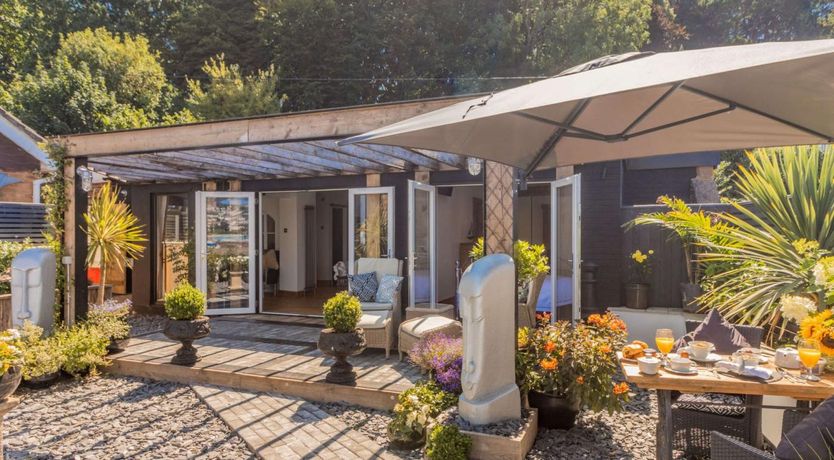 Photo of 1 Bed in Teignmouth