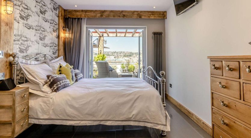 Photo of 1 Bed in Teignmouth