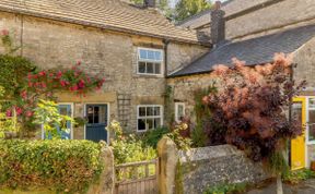 Photo of Cottage in Derbyshire