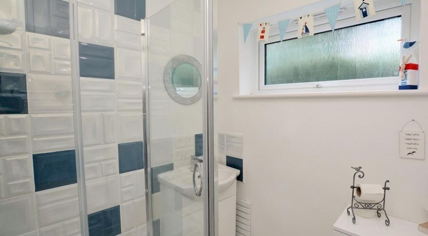 Photo of 1 Bed in Charmouth