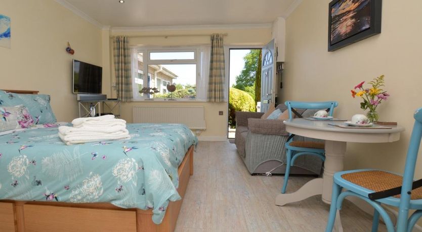Photo of in Charmouth (41890)