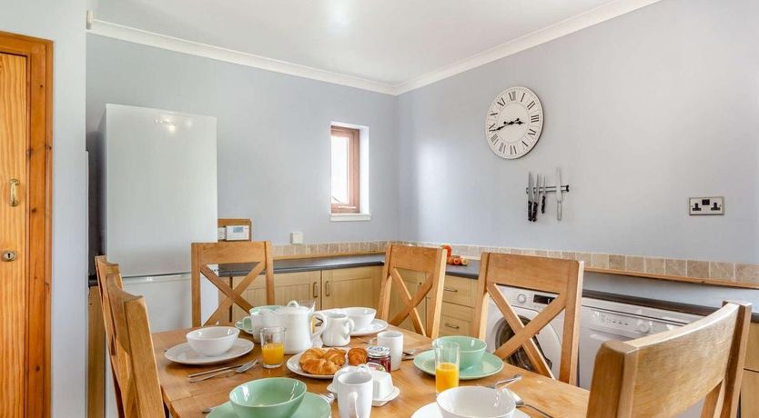 Photo of 3 Bed in Ose