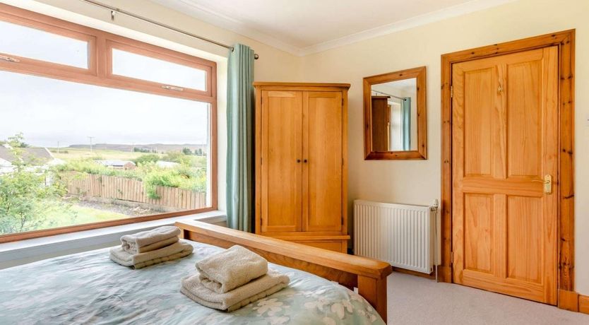 Photo of 3 Bed in Ose