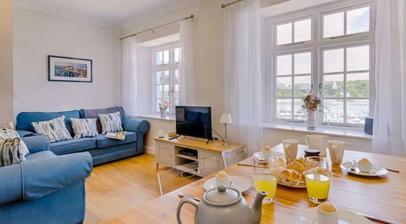 Photo of 2 Bed in Tenby