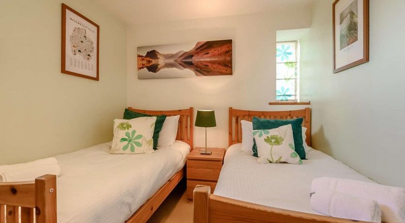 Photo of 3 Bed in Kinniside