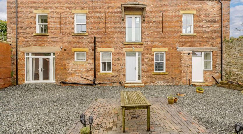 Photo of 2 Bed in Askam-in-furness