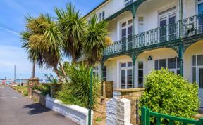 Photo of in East Cowes (88655)