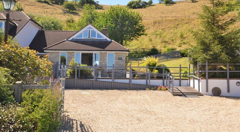 Photo of 2 Bed in Bridport