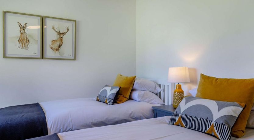 Photo of 3 Bed in Ashford In The Water