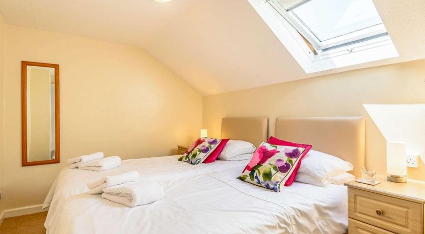 Photo of 1 Bed in Litton Cheney