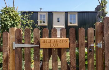 Shepherds Hut Holiday Cottage