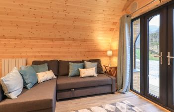 Jenny - Crossgate Luxury Glamping Holiday Cottage