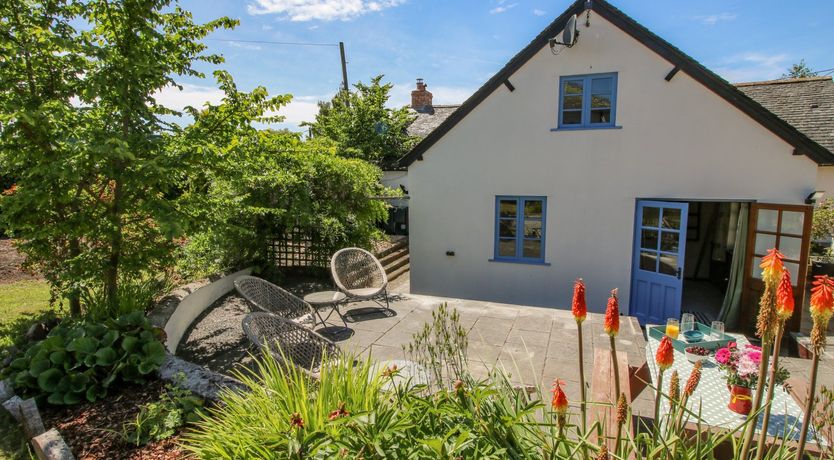 Photo of 46-47 Lydbury North