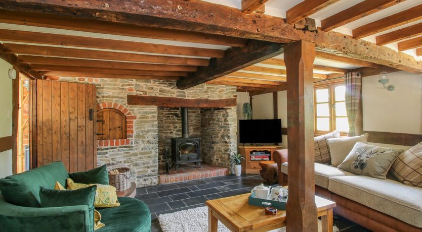 Photo of 46-47 Lydbury North