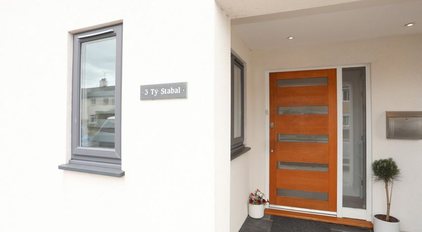 Photo of 3 Ty Stabal