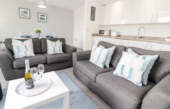 Apartment 6 Apartment