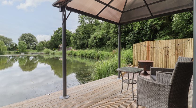 Photo of Maple Lodge at Bridge Lake Farm & Fishery