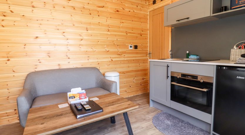 Photo of Maple Lodge at Bridge Lake Farm & Fishery