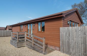 Bluebell Lodge, Meadow view lodges Holiday Cottage