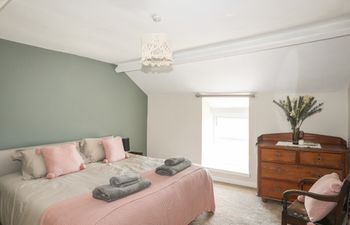 Cwm Ceiliog Annex Holiday Cottage